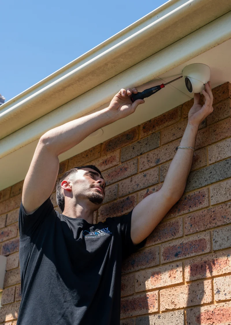 Affordable & Reliable Electrician In Pendle Hill Affordable & Reliable Electrician In Pendle Hill