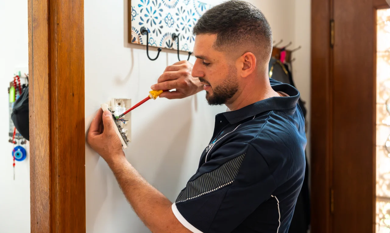 Experienced Homebush West electrical contractor Experienced Homebush West electrical contractor